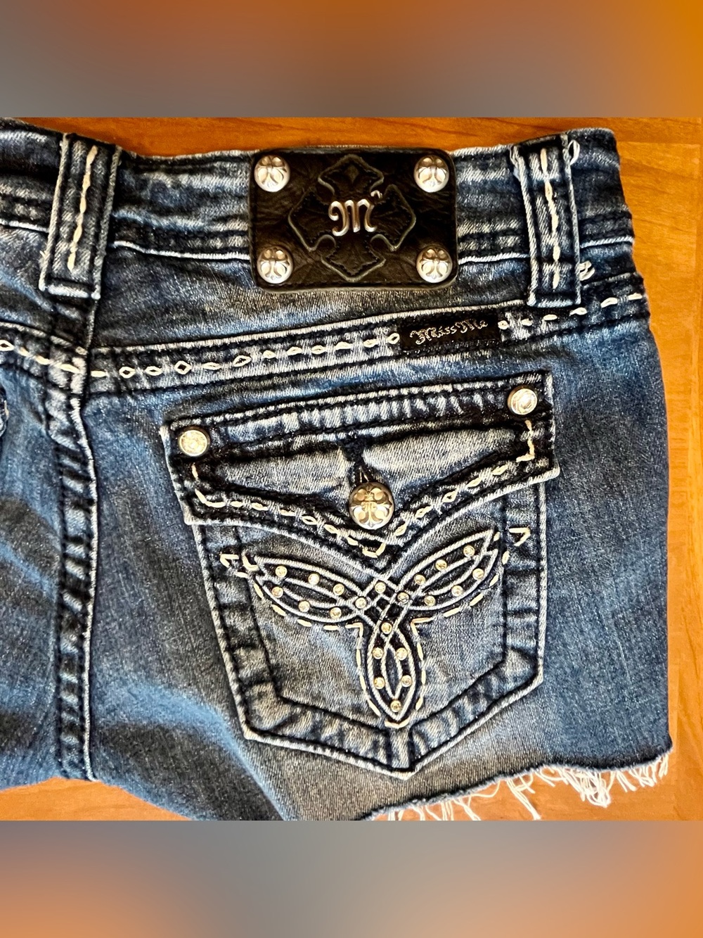 Miss Me Cut Off Jean Shorts Size 28 Embellished Rhinestone Bling Flap Pocket - Picture 6 of 8